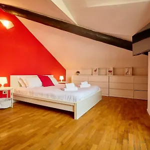 https://via-volta-apartment-milan.italymilanhotels.net