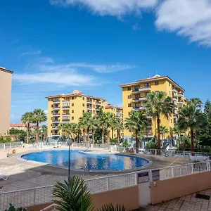 https://amplio-piso-en-con-piscina.in-canary-islands.com